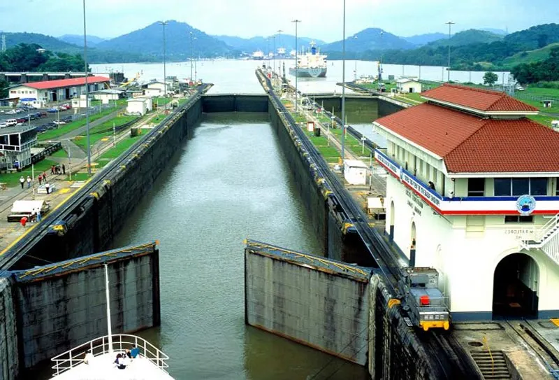 Panamskiy Kanal 3
