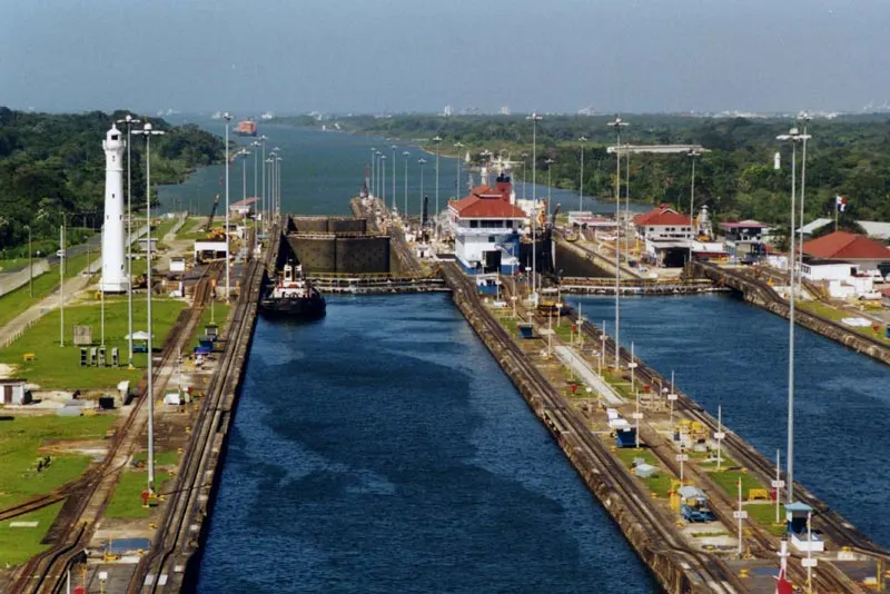 Panamskiy Kanal 1